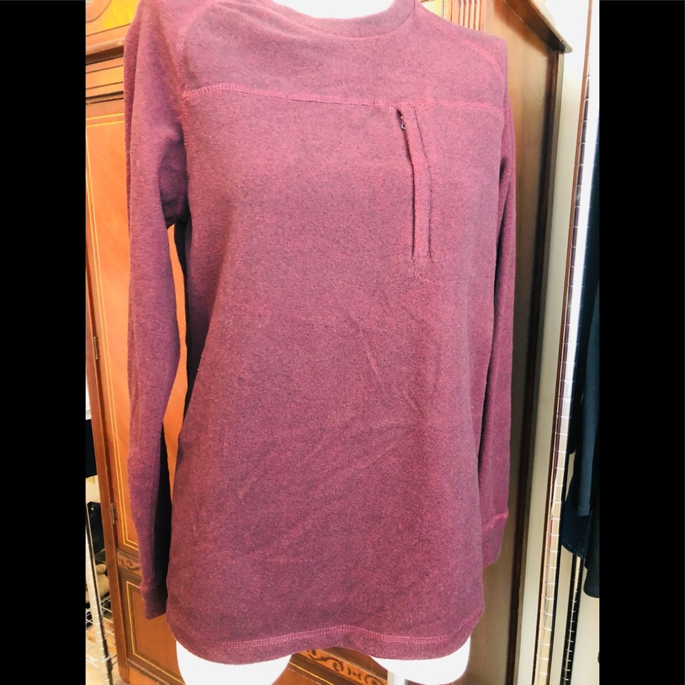 *NWT* Magellan ladies top